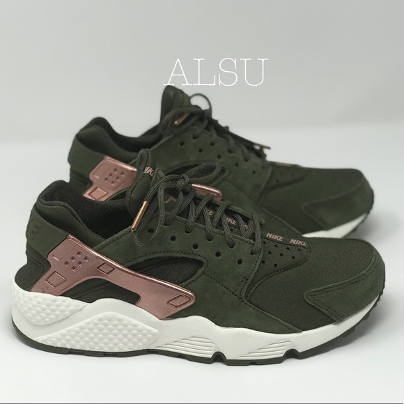 Nike Shoes - Nike Air Huarache Run Suede Olive Canvas Rose W